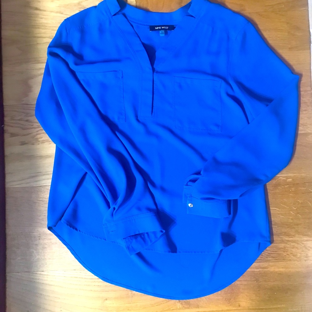 Nine West size large blouse